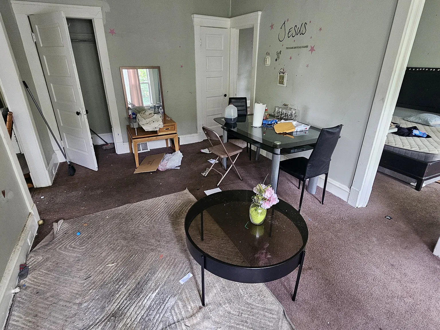 2 bed, 600 sqft, $750 — Photo 3