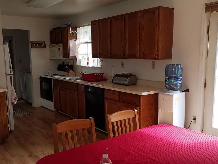 Kitchen and dining area