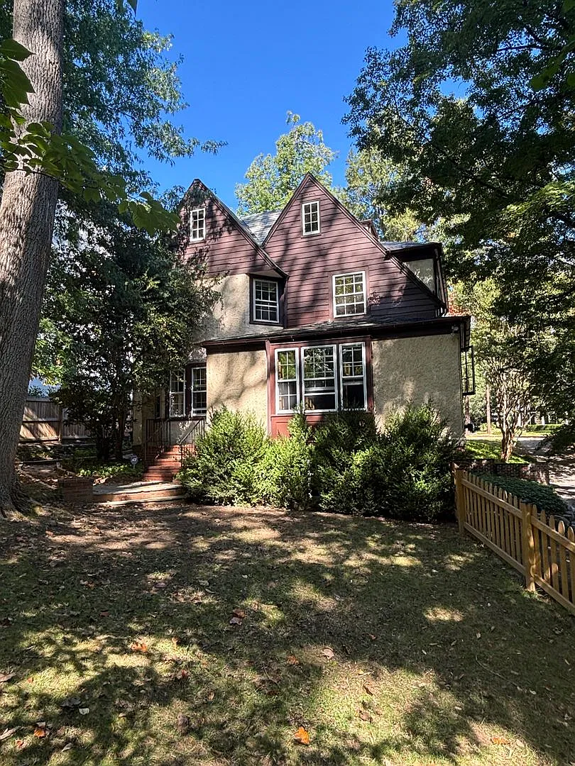 Kent Tudor on 1/3 Acre — Photo 2