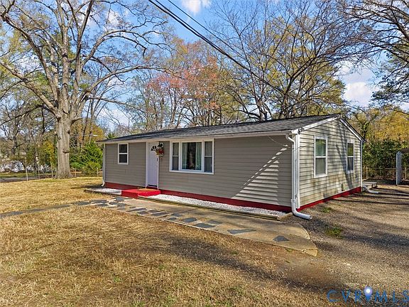 3rd image of 1401 Bramwell Rd