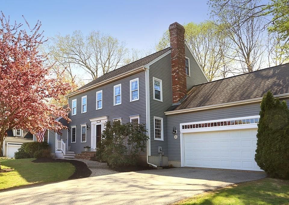 1st image of 10 Virginia Ln