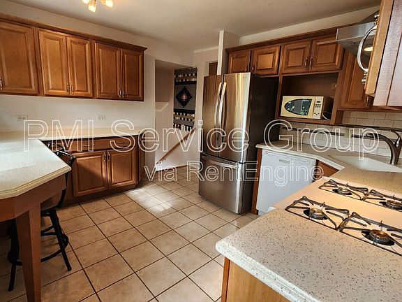 2nd image of 8558 Beller Ct