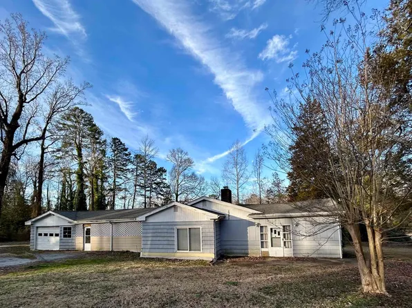 3345 Robin Hood Dr, Spartanburg, SC 29302