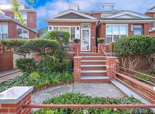 2040 E 23rd St, Brooklyn, NY 11229