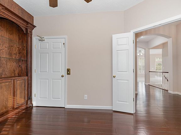 5th image of 6542 Balcomie Ct