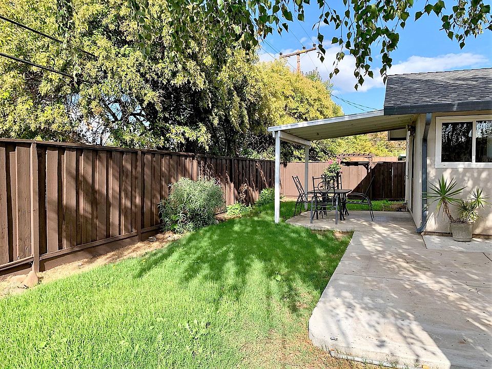 1st image of 1395 Bouret Dr