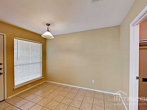 5th image of 10469 Fossil Hill Dr