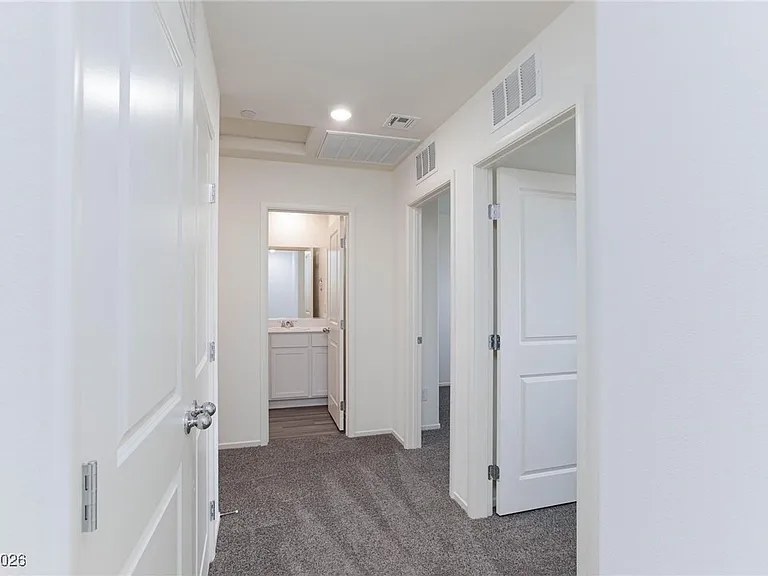 6085 Lily Garden St — Photo 17