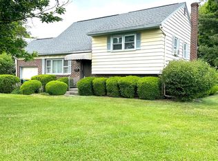 2801 Avon Ave, Sinking Spring, PA 19608