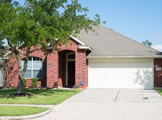 13747 Rolling River Ln, Houston, TX 77044