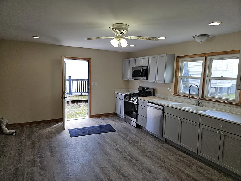 111 N Seton Ave — Photo 5