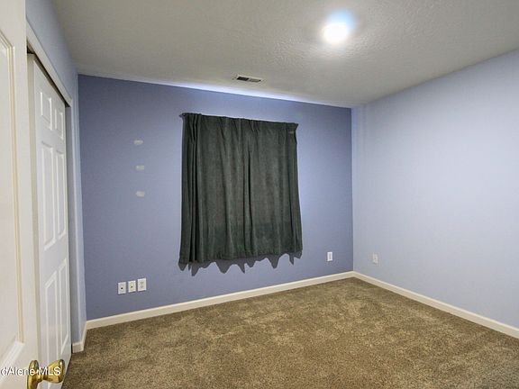 4th image of 3083 E Lapis Ave