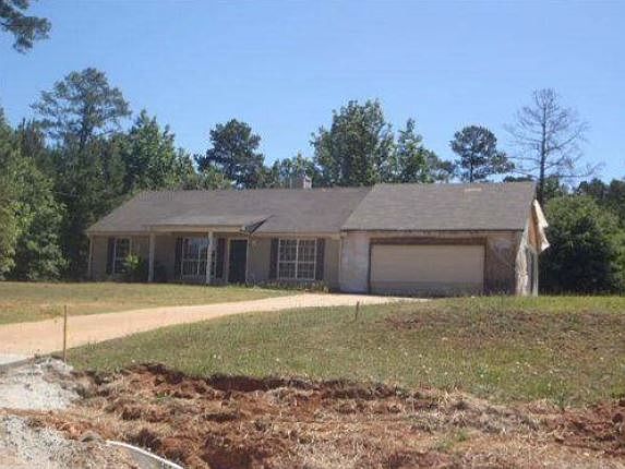 2nd image of 156 Livingston Ln