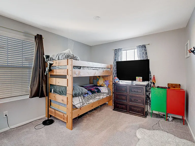 1045 Spotted Saddle St — Photo 37