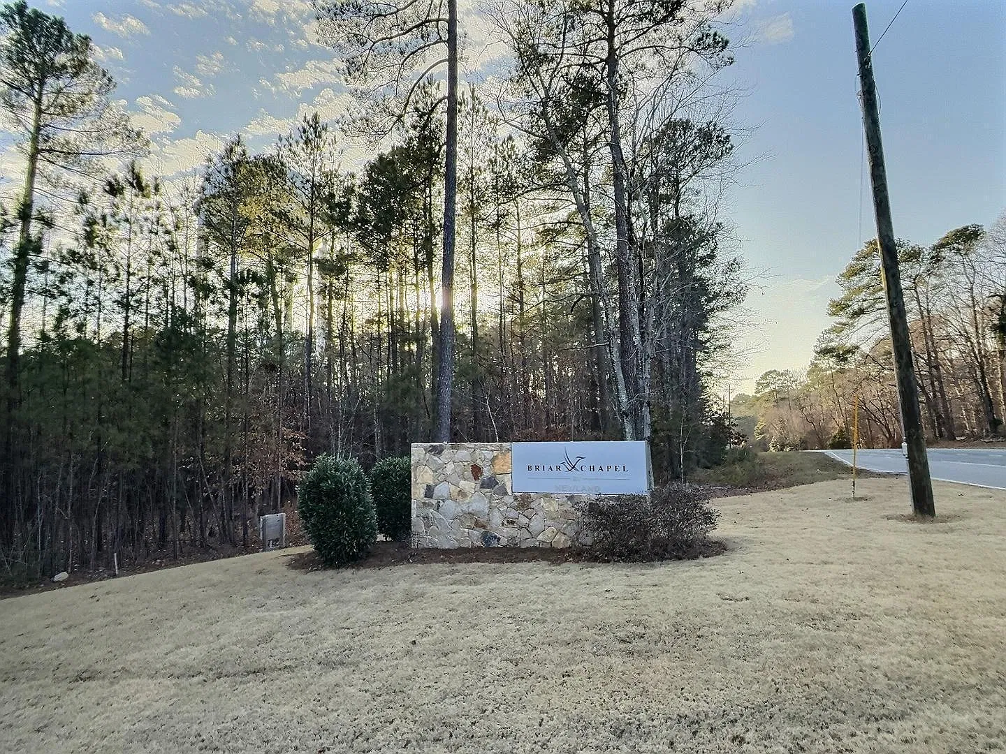 4 bed, 3.0 bath, 2624 sqft, $3,350 — Photo 2