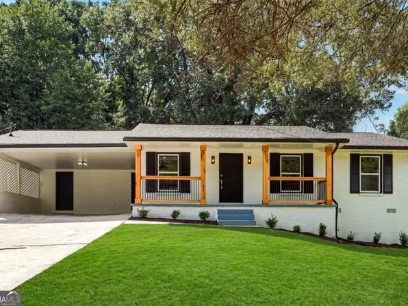 385 Greenwood Dr NW, Lilburn, GA 30047