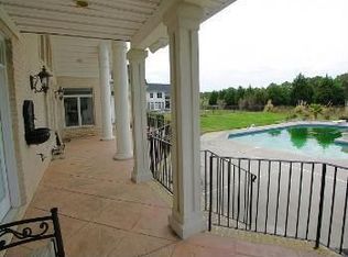 2120 Heron Ridge Ln, Virginia Beach, VA 23456