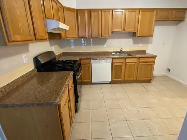 225 Belvidere Avenue image 5 of 18