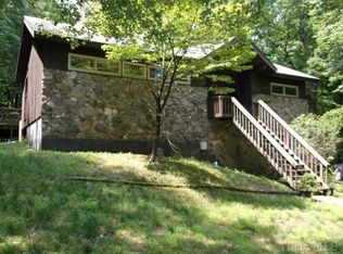15 Ponderosa Rd, Carmel, NY 10512