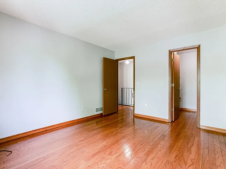 7505 Villa Ct — Photo 9