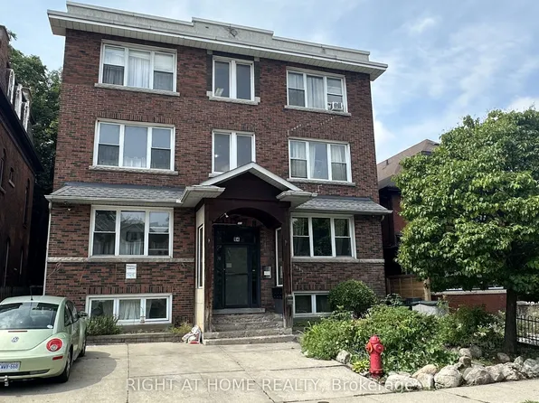 84 Proctor Blvd, Hamilton, ON L8M 2M4