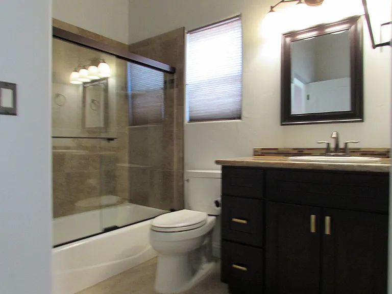 2096 Two Wood Dr — Photo 22