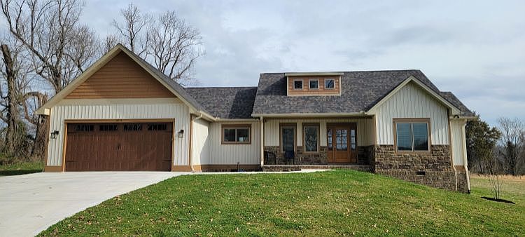 1st image of 345 Beachwood Dr