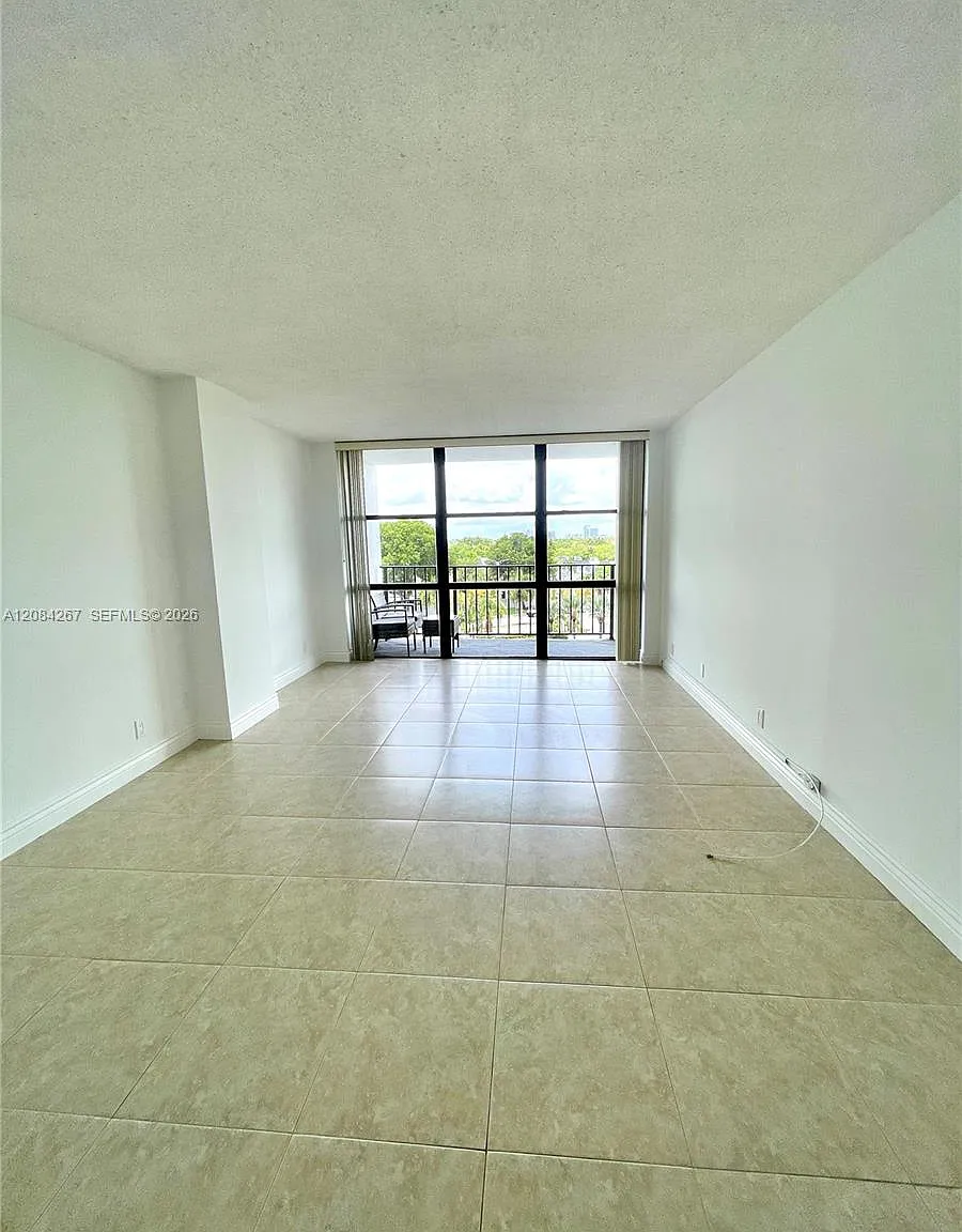 Oceanview Park Condo — Photo 1