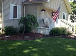 2005 Hollywood Dr, Monroe, MI 48162