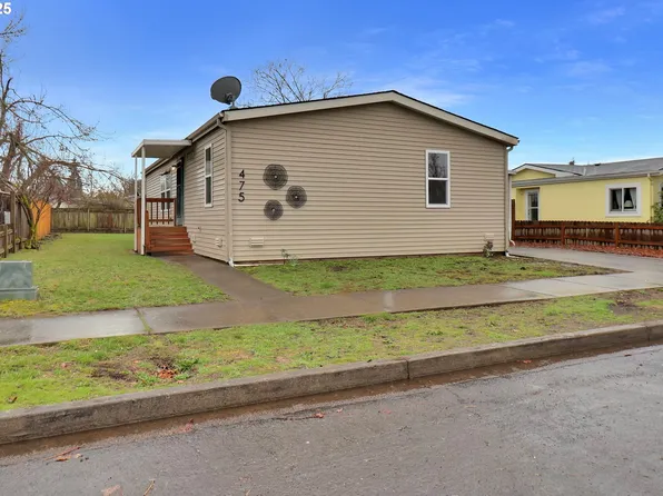 475 Lochaven Ave, Springfield, OR 97477