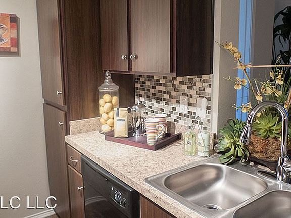 3rd image of 120 Goldstein Gate Dr APT 9104