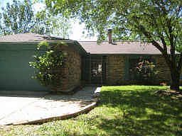 1st image of 8715 Lakeside Forest Dr