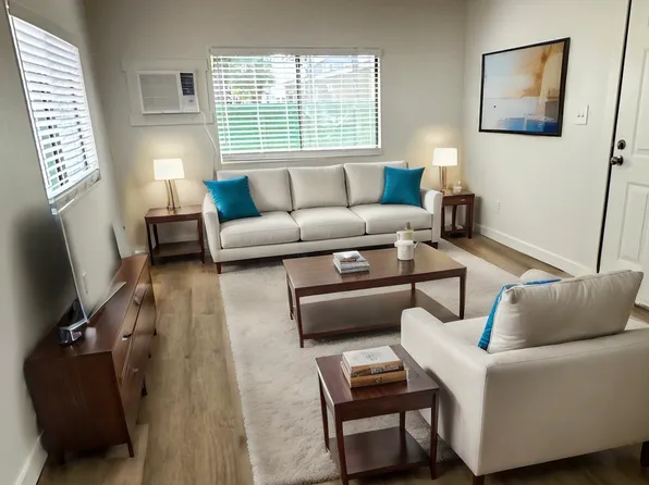 Baker Village, 11 Baker St, Winters, CA 95694