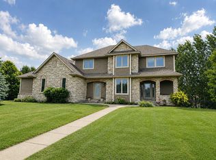 10787 Regent Ave N, Brooklyn Park, MN 55443