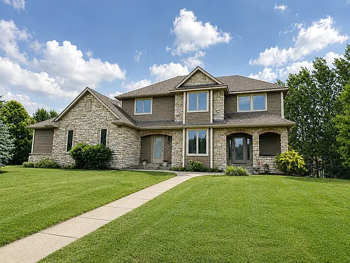 10787 Regent Ave N Photo 1