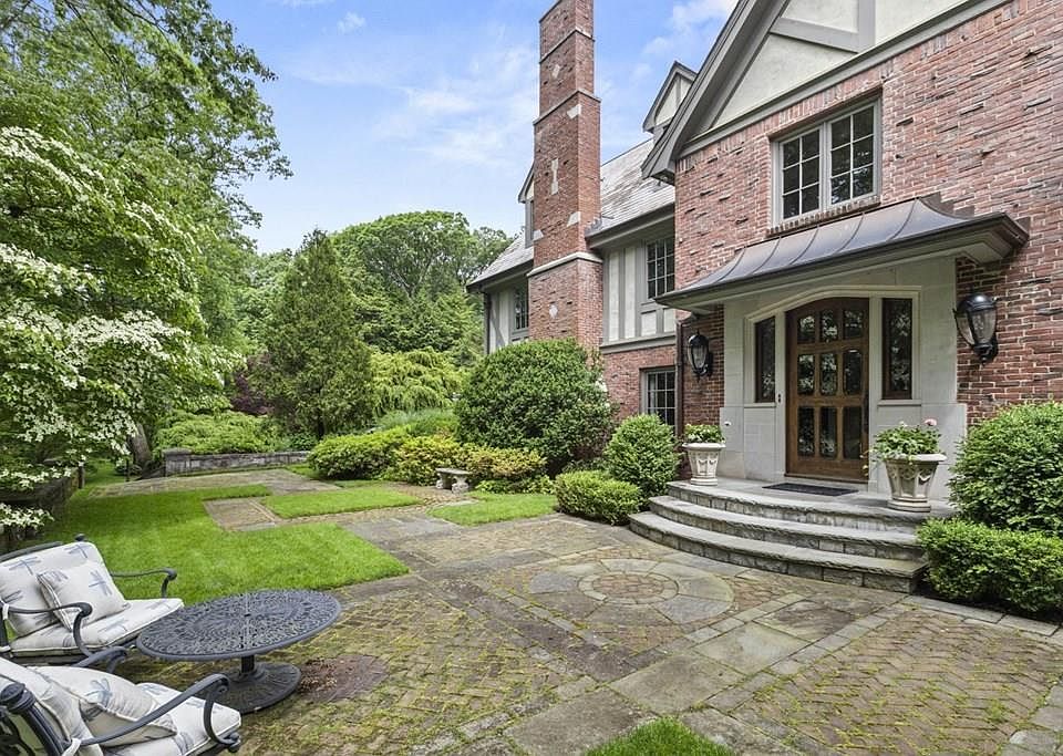 209 Cliff Rd, Wellesley, MA 02481 Zillow