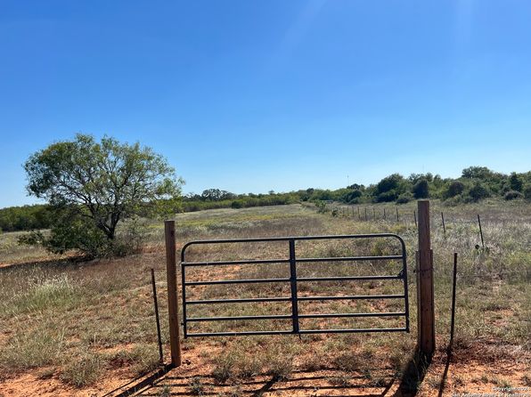 13710 us Highway 87 S, Adkins, TX 78101