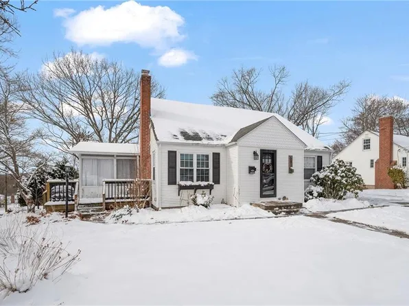 68 Garvin St, Cumberland, RI 02864