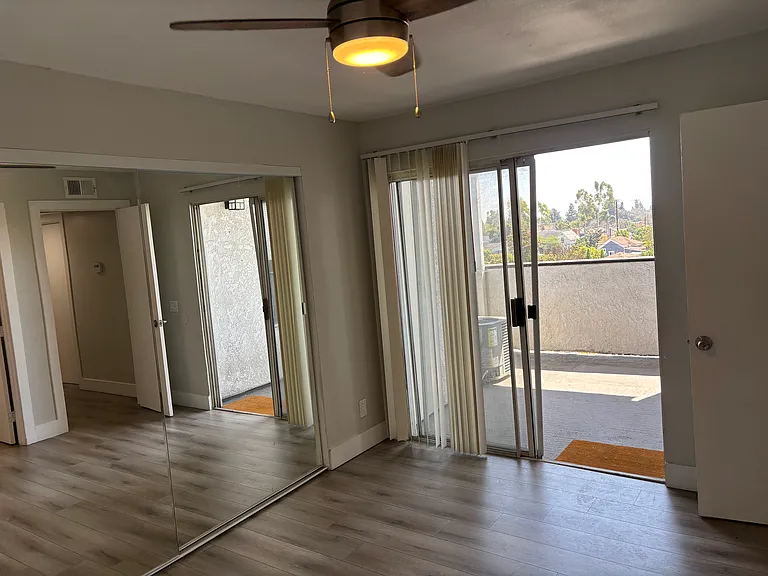 PARK CITY WALK APARTMENTS — Photo 42