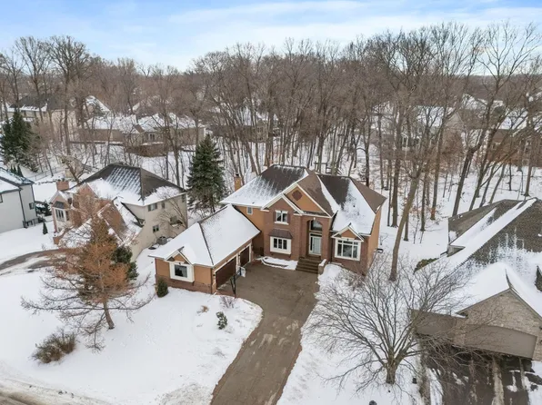 16105 37th Ave N, Plymouth, MN 55446