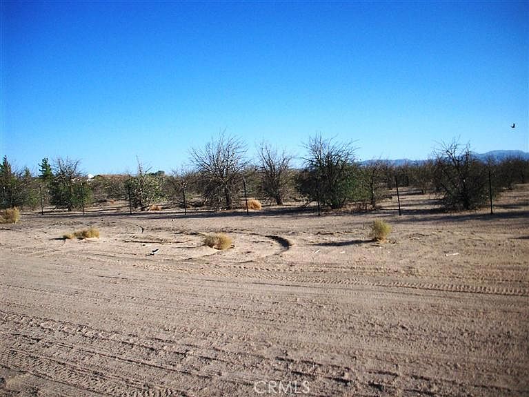 2nd image of 45527 Twin Lakes Dr