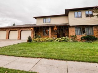 3125 Hickory St N, Fargo, ND 58102
