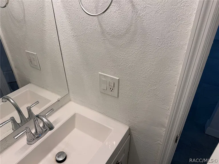 1405 Eden Dr — Photo 13