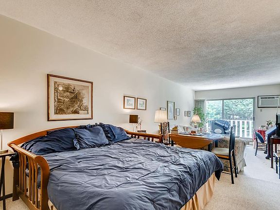 4th image of 1601 N Innsbruck Dr APT 332