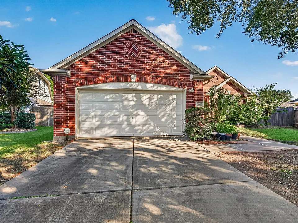 14806 Fletcher Bridge Ct