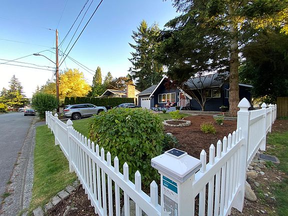 3rd image of 9703 164th Ave NE