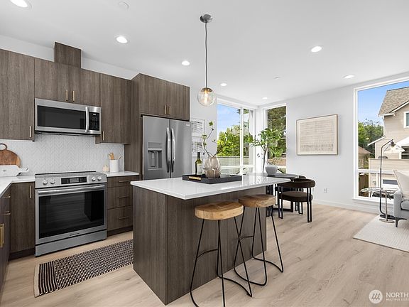 5th image of 2228 B NW 60th Street