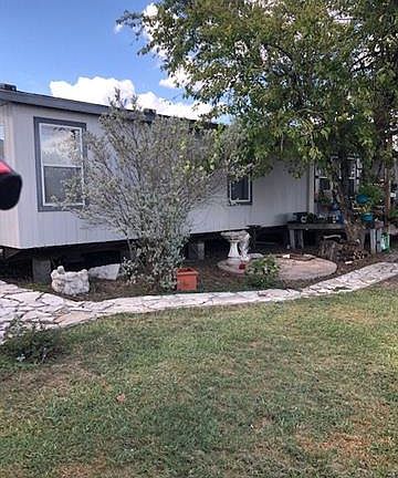 2nd image of 1108 Country Folks Ln