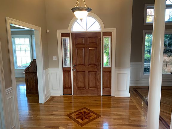 2nd image of 172 Hickory Meadows Dr