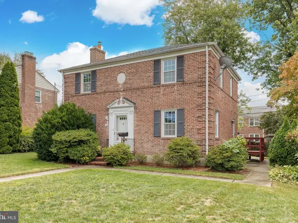405 Stevenson Ln, Towson, MD 21204